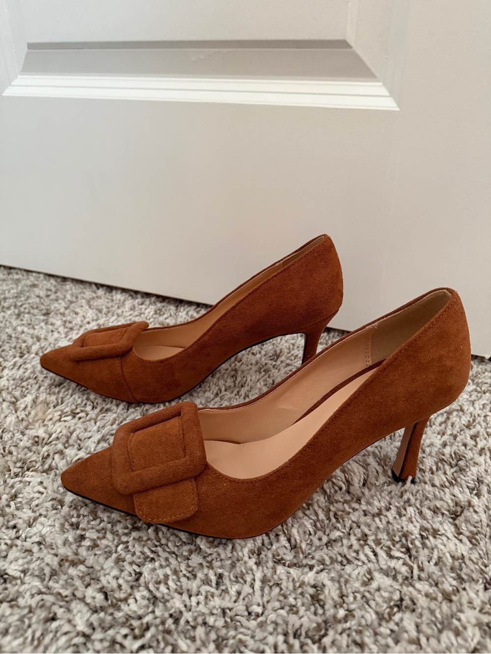 Fericzot Rust Brown Faux Suede Pointed Toe Buckle Kitten Heel Pumps